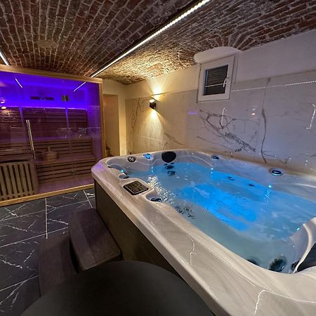 Le Bijou - Appartement, Sauna Et Jacuzzi - Лил Екстериор снимка