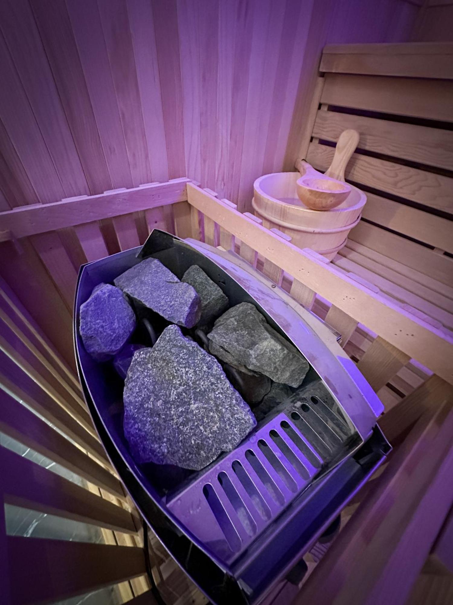 Le Bijou - Appartement, Sauna Et Jacuzzi - Лил Екстериор снимка