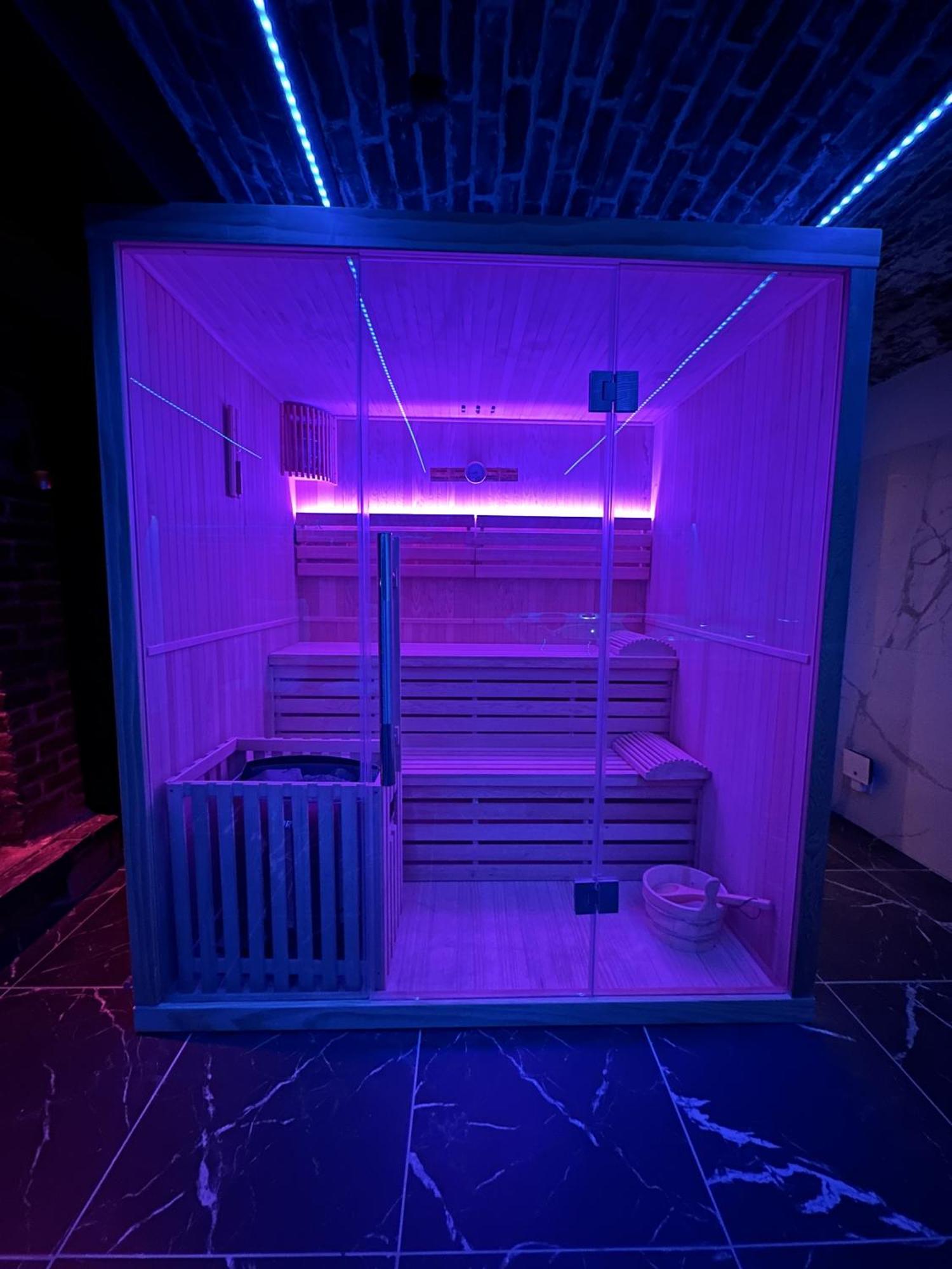 Le Bijou - Appartement, Sauna Et Jacuzzi - Лил Екстериор снимка
